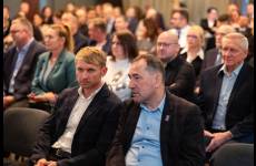 20251119_RS_ROBS2344_original