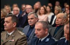 20251119_RS_ROBS2477_original