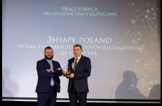 20251119_RS_ROBS2742_original