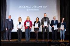 20251119_RS_ROBS2843_original